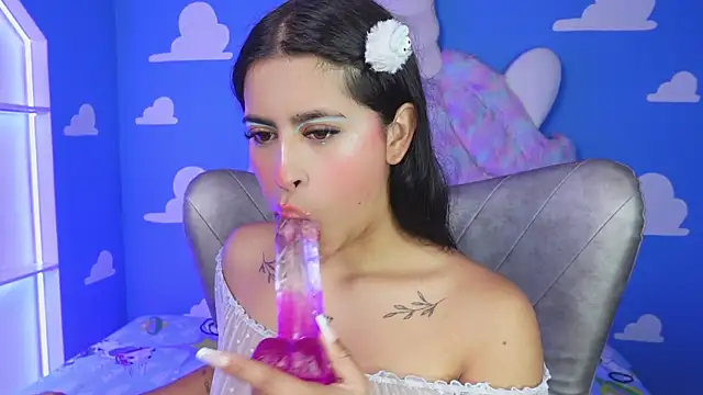 Snapshot of miss_romyna chatting on November 2025 11:10:02 AM miss romyna online show from November 2025 11:10:02 AM