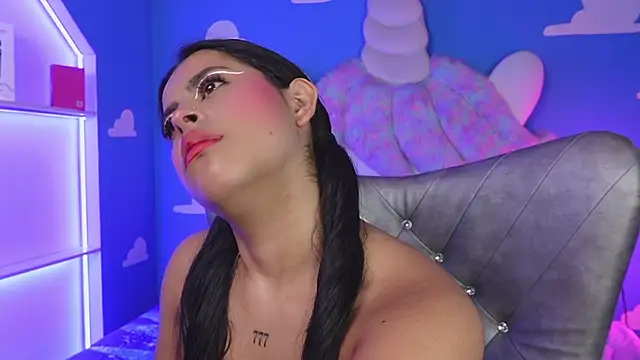 miss romyna online show from March 2026 11:05:01 AM