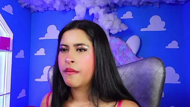 miss romyna online show from May 2026 11:04:01 AM