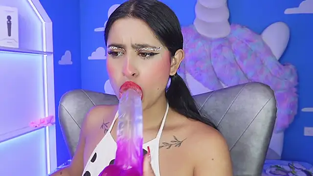 Snapshot of miss_romyna chatting on December 2025 10:36:02 AM miss romyna online show from December 2025 10:36:02 AM