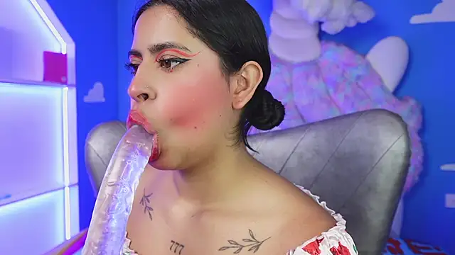 miss romyna online show from April 2026 11:05:02 AM