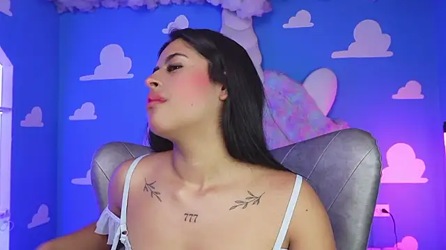 miss romyna online show from February 2026 11:07:01 AM