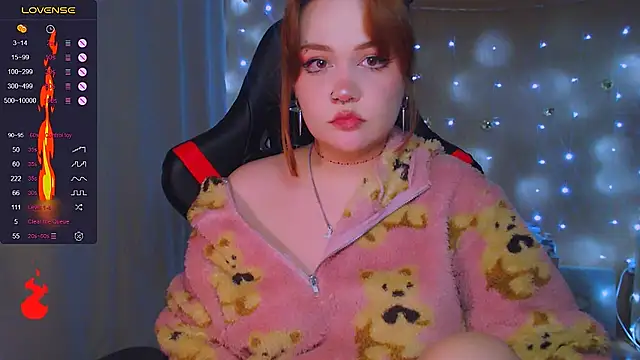 Snapshot of lala_loulou_land chatting on February 2026 10:07:01 PM lala loulou land online show from February 2026 10:07:01 PM