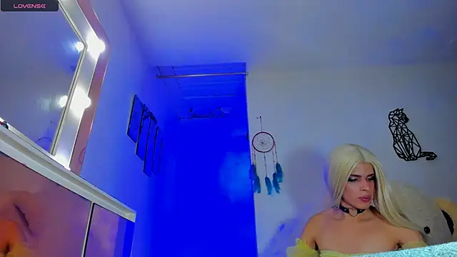 emperatrizhotwolf online show from March 2025 07:44:02 AM