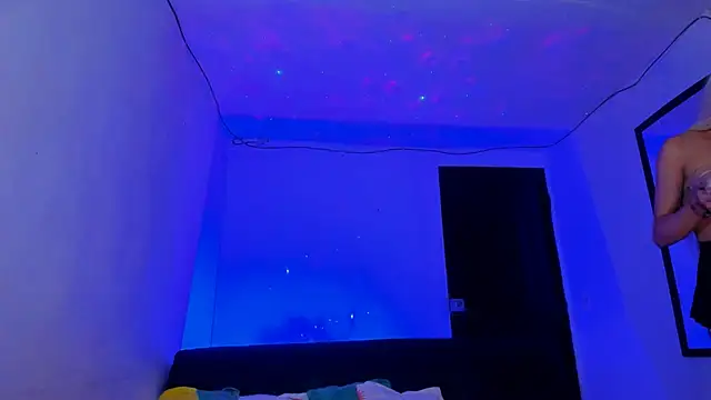 emperatrizhotwolf online show from March 2025 05:24:02 AM