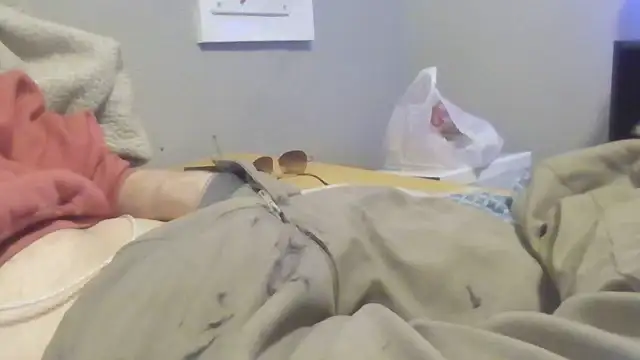 Irishman9077 online show from November 2025 09:14:02 AM