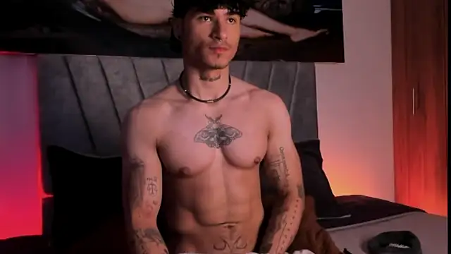 Thomas Fit1 online show from November 2025 11:19:01 PM