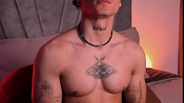 Thomas Fit1 online show from October 2025 02:00:02 AM