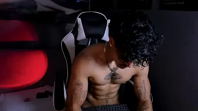 Thomas Fit1 online show from April 2026 05:54:01 AM