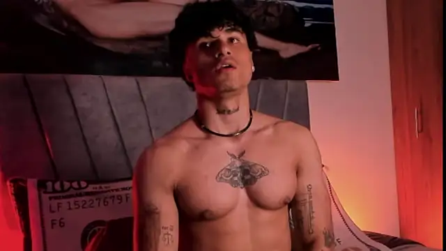 Thomas Fit1 online show from October 2025 02:12:02 AM