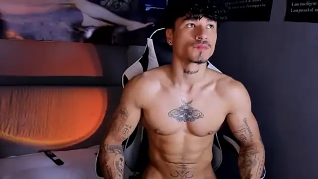 Thomas Fit1 online show from April 2026 07:53:02 PM