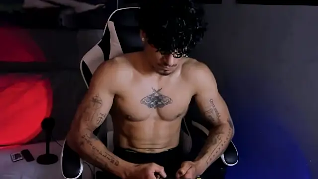 Thomas Fit1 online show from April 2026 07:30:01 PM