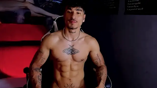 Thomas Fit1 online show from April 2026 10:58:01 PM