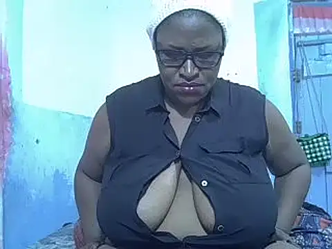 Snapshot of sexy_bigboobss chatting on September 2025 08:07:02 AM sexy bigboobss online show from September 2025 08:07:02 AM