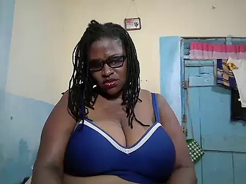 Snapshot of sexy_bigboobss chatting on January 2026 06:42:01 AM sexy bigboobss online show from January 2026 06:42:01 AM