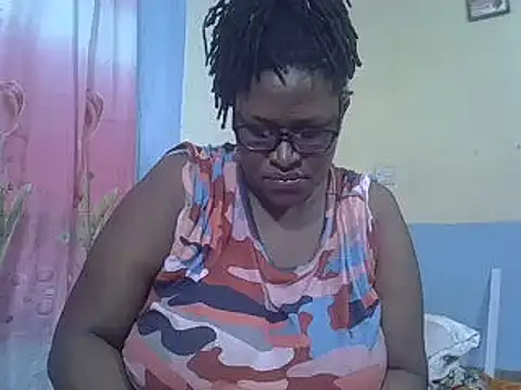 Snapshot of sexy_bigboobss chatting on March 2025 10:31:02 PM sexy bigboobss online show from March 2025 10:31:02 PM