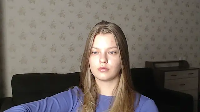 EmySway online show from December 2024 01:47:01 PM