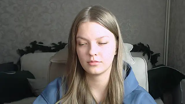EmySway online show from January 2025 02:07:01 PM
