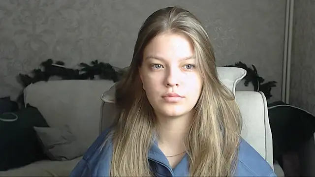 EmySway online show from January 2025 01:33:01 AM