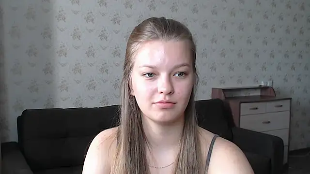 EmySway online show from September 2025 03:01:01 AM