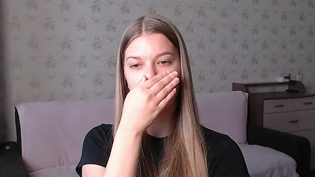 EmySway online show from November 2025 07:35:02 AM