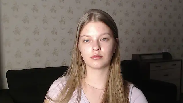 EmySway online show from January 2025 08:07:02 PM