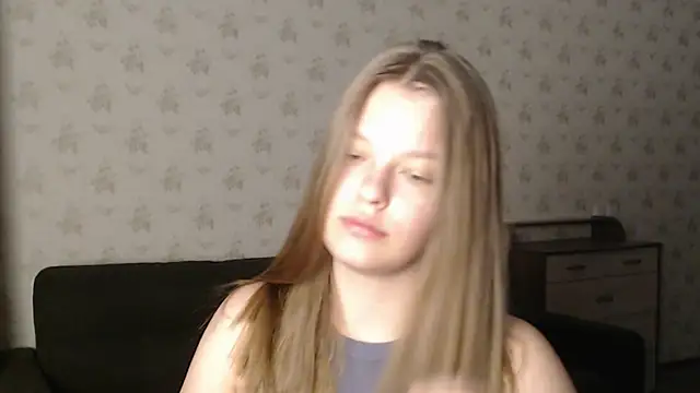 EmySway online show from January 2025 10:19:01 PM