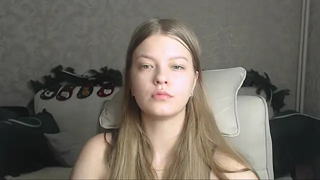 EmySway online show from January 2025 02:06:02 AM