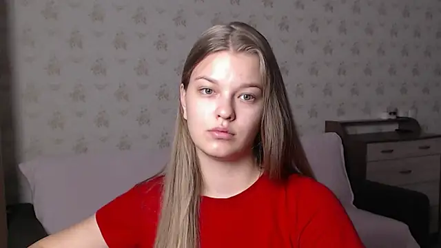 EmySway online show from November 2025 02:04:01 AM