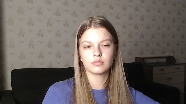 EmySway online show from December 2024 04:51:01 PM