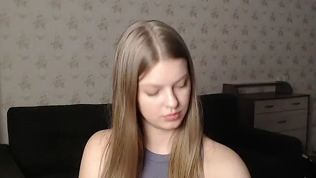 EmySway online show from February 2025 05:57:02 PM