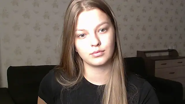 EmySway online show from October 2025 11:56:02 AM
