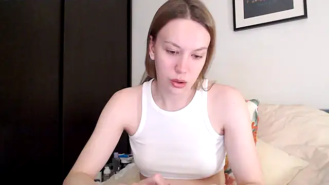 Snapshot of Scarlettford chatting on December 2025 04:41:01 PM Scarlettford online show from December 2025 04:41:01 PM