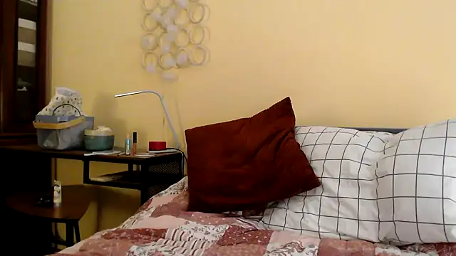 Snapshot of Scarlettford chatting on February 2025 01:30:01 PM Scarlettford online show from February 2025 01:30:01 PM