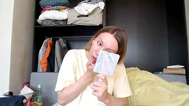 Snapshot of Scarlettford chatting on September 2025 11:01:01 AM Scarlettford online show from September 2025 11:01:01 AM