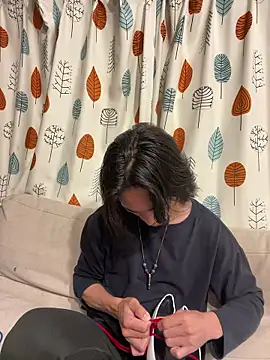 Katakuriko-Denpun online show from December 2025 01:48:02 PM