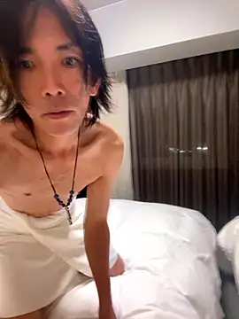 Snapshot of Katakuriko-Denpun chatting on October 2025 10:03:01 AM Katakuriko-Denpun online show from October 2025 10:03:01 AM