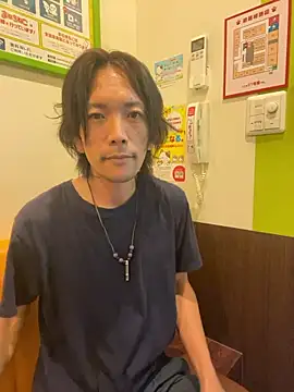 Snapshot of Katakuriko-Denpun chatting on October 2025 09:44:01 AM Katakuriko-Denpun online show from October 2025 09:44:01 AM