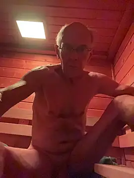 Snapshot of martxxxxx chatting on December 2025 05:36:01 PM martxxxxx online show from December 2025 05:36:01 PM