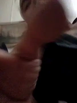 Xoc8  online show from November 2025 06:55:01 PM