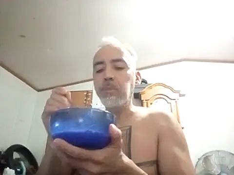 Xoc8  online show from February 2026 07:44:02 PM