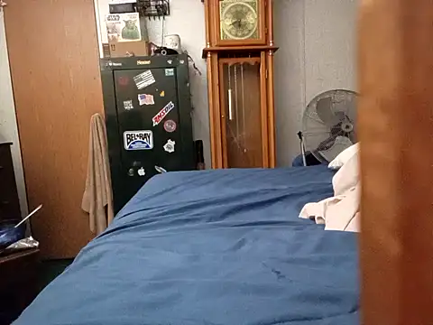 Xoc8  online show from March 2026 11:31:01 AM