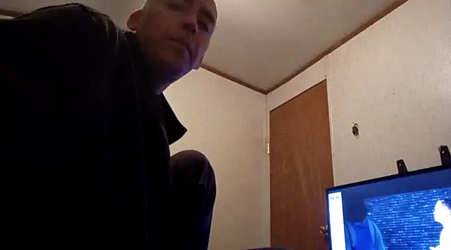 Xoc8  online show from March 2025 12:01:02 PM
