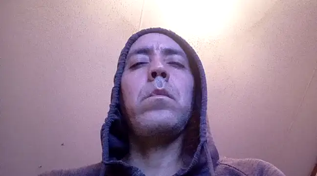 Xoc8  online show from March 2025 10:10:01 PM