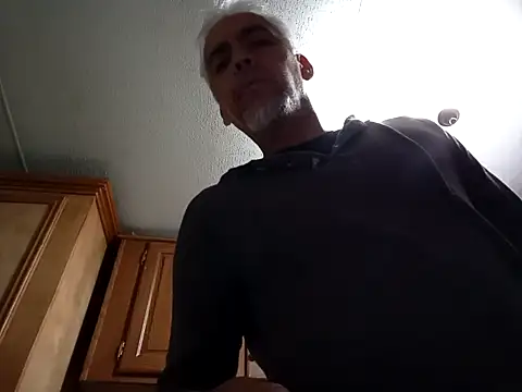 Xoc8  online show from November 2025 10:14:02 PM