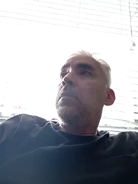 Xoc8  online show from October 2025 11:07:02 PM