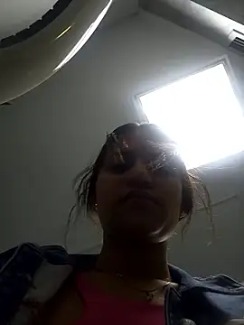 AnthonelaDuque online show from January 2026 11:38:01 AM