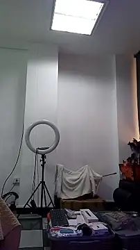 AnthonelaDuque online show from November 2025 11:36:02 AM