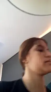 AnthonelaDuque online show from November 2025 11:46:02 AM