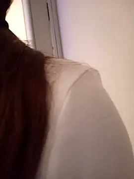 AnthonelaDuque online show from November 2025 11:31:01 AM